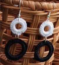 Dangling Circle Earrings