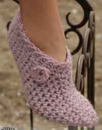 Crochet slippers in Eskimo