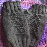 Mens Triangular Wrist Warmers