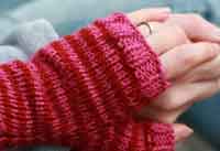 Engagement Mitts 