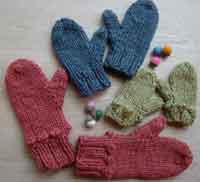 Outsider Mittens 