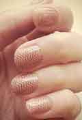 chevron fingernails
