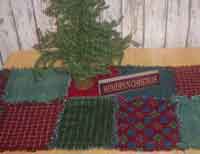 Christmas Raggedy Quilted Table Runner