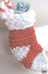 Crochet Christmas Stocking Pin